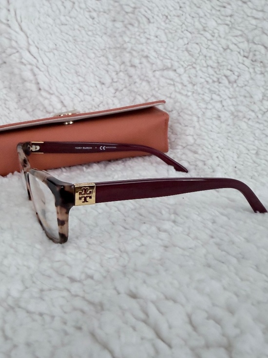 Tory Burch NWT Rectangular Tortoise Shell Eyeglasses + Case main image 9